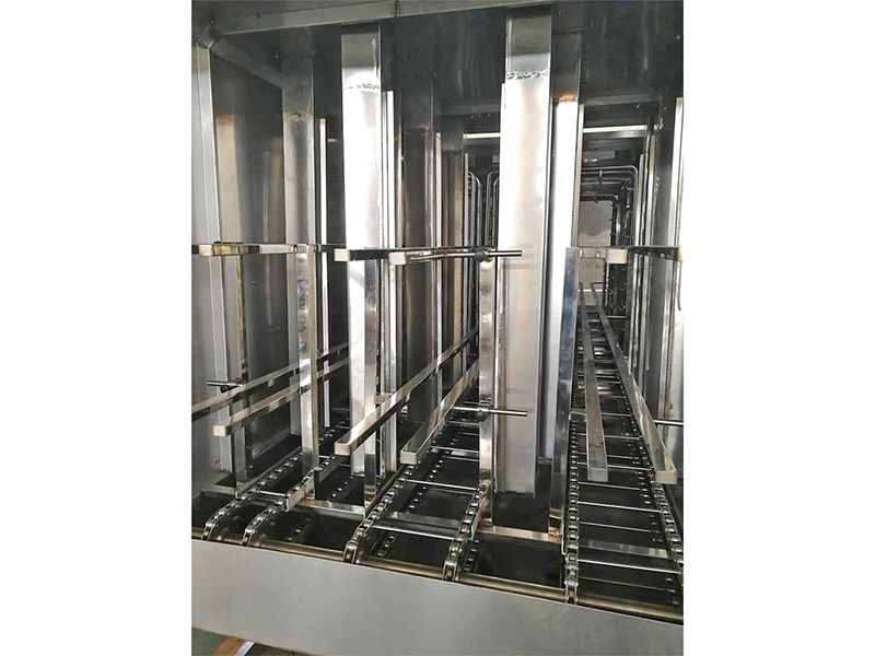 XT-19 立式托盤清洗消毒風(fēng)干機(jī)（風(fēng)刀除水系統(tǒng)）.jpg