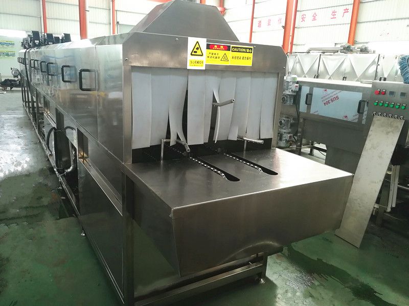 定制特殊尺寸周轉(zhuǎn)箱清洗機(jī)